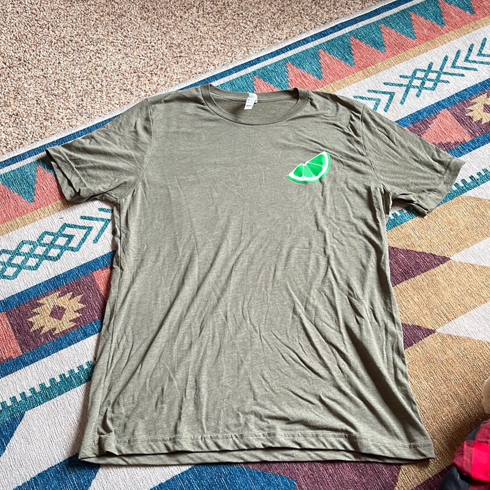 Graphic tee